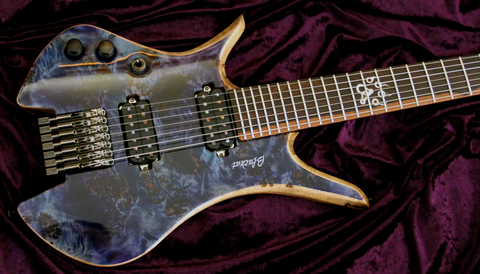 Blackat Guitars. HDA 7 String Multiscale Headless 2
