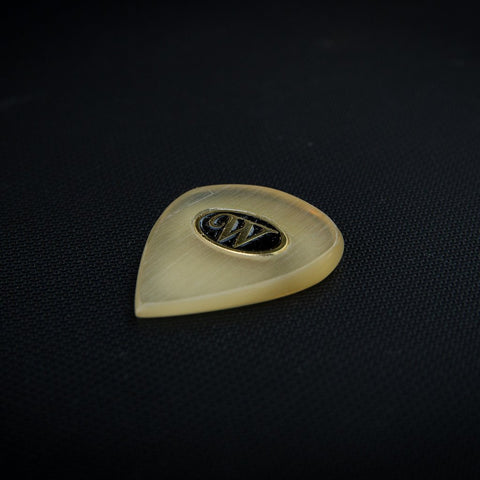 Winspear Boutique Plectrums: Amber Shiv 4mm with Ergonomic Taper